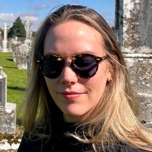 Meet your Posher, Emma